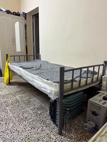 Single metal bed frame with mattress - good condition