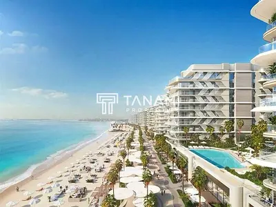 Beach Apartment | Stunning Views | Spacious Layout