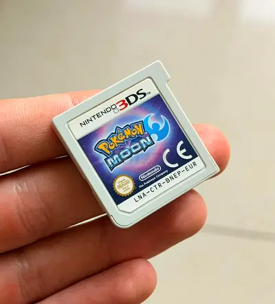 Nintendo Pokemon Moon 3DS Game Cartidge
