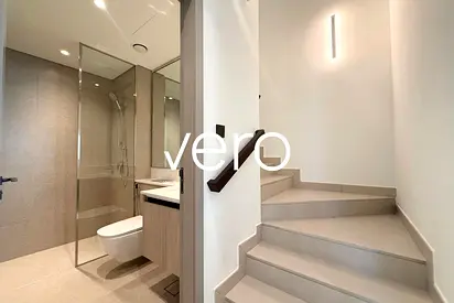 Vacant | Back2Back | Close to Amenities