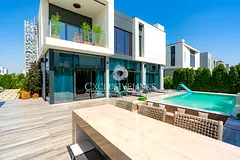 Extended &amp; Upgraded | Pool &amp; Garden Room