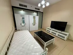 Room available (flatmate)