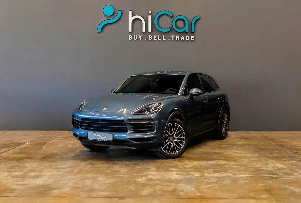 Porsche Cayenne 2019 — photo 1 of 15