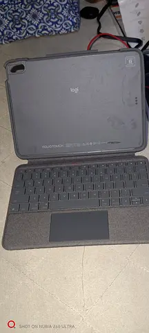 Logitech Folio Touch Keyboard Case for iPad – Used, Good Condition