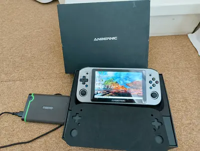 Anbernic win600 with 1 tb external hard drive