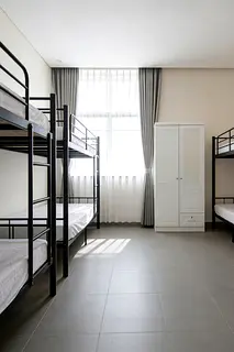 Shared living in Al Barsha | Woman-run