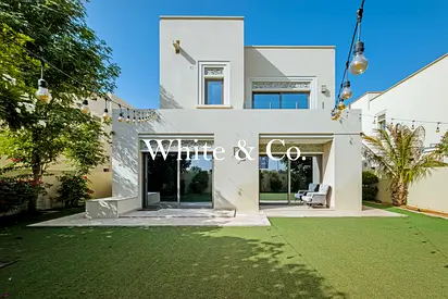 Vastu | Vacant On Transfer | Large Plot