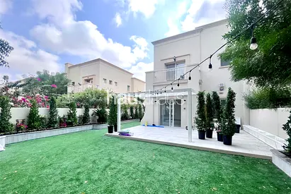 Pool and Park Backing | Upgraded | Appliances