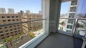 Luxurious | Large Balcony | Vacant And Ready