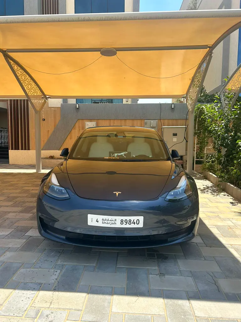 Tesla Model 3 2022 — photo 1 of 9