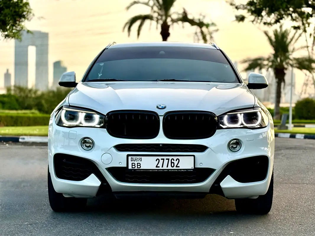 BMW X6 2018 — photo 1 of 20