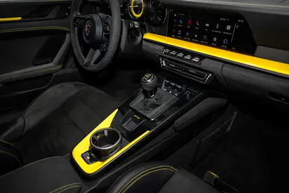 2022 Porsche 911 — миниатюра 12