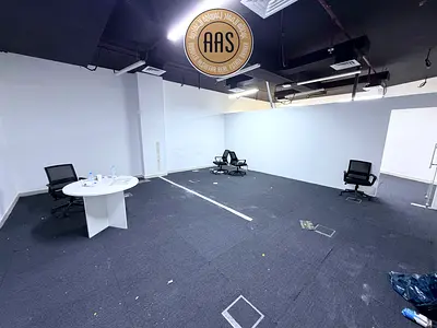 SPECIOUS OFFICE FOR RENT|INCLUSIVES ALL UTILITIES IN RENT|NEARBY BUS STOP|FLEXIBLE PAYMNETS|IN DIP 1