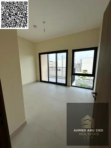 First tenant townhouse in Azha Community, ultra deluxe finish, master maid room, huge hall, prime location near Dubai and Sharjah, easy payments.!!
