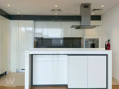 Sea-Side Living | Spacious Layout | Vacant Now