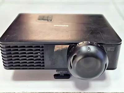 InFocus IN146 Projector