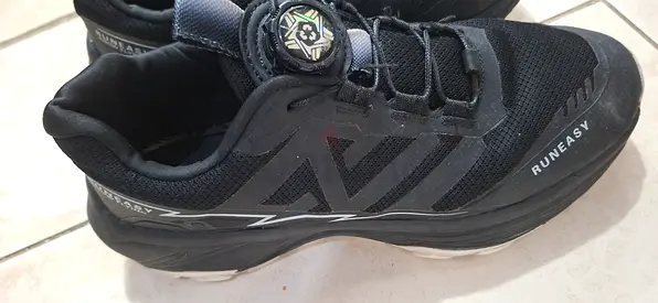 Used black RunEasy running shoes size41- good condition