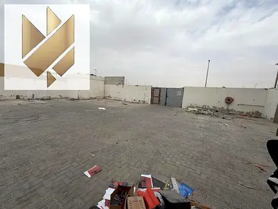 A commercial space for rent in Al Sajaa – Practical location and suitable size