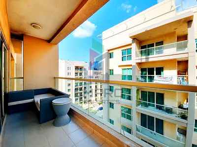 Spacious 2 BR Apartment in Greens | Garden view