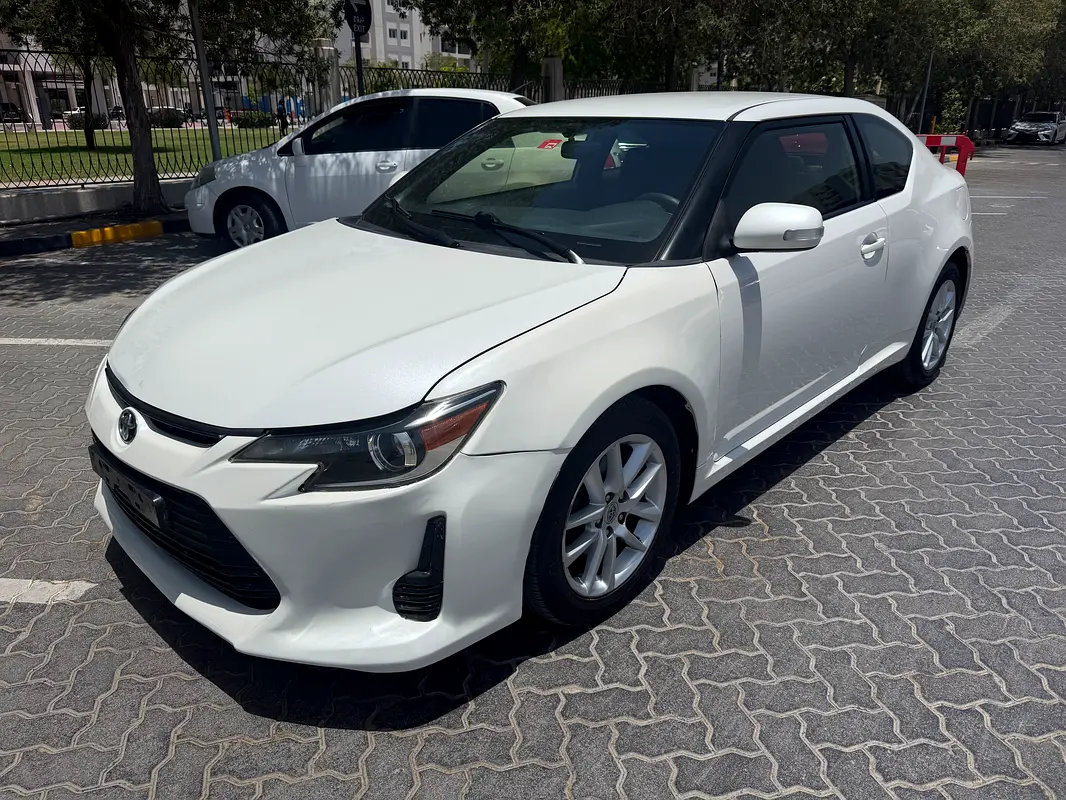 Toyota Zelas 2015 — photo 1 of 9