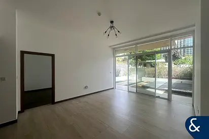 Huge Terrace | One bed Two Bath | View Now