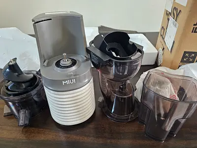 masticating juicer
