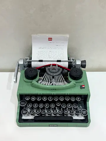 LEGO Typewriter 21327 – Vintage Display Model