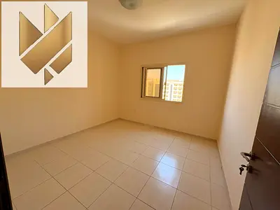 For annual rent: a one-bedroom apartment in New Muwailih, featuring excellent finishing, spacious rooms, and a wonderful view.