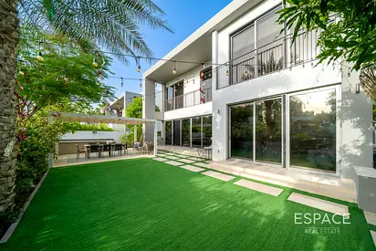 Exclusive | Upgraded | Park View E5 | VOT