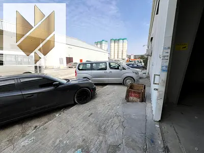 شبرة في الصناعية 12 مساحة 3300 قدم مع حمام وكهرباء 15 كيلو وات مناسبة للتخزين السعر 174880 قابل للتفاوض 4 دفعات تأمين شيك مؤجل وضريبة 5%
