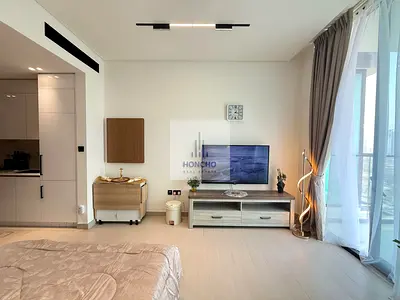 مفروشة بغرفة نوم واحدة على طراز الاستوديو | شرفة | إطلالة على وسط المدينة | Binghatti Tulip JVC