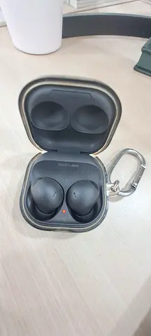 Samsung Galaxy Buds2 Pro (in charging case) - Good working condition