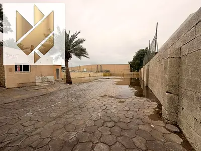 مستودع متعدد الاستخدام+سهوله الوصول الي دبي