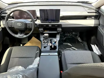 2026 Toyota RAV 4 照片 9