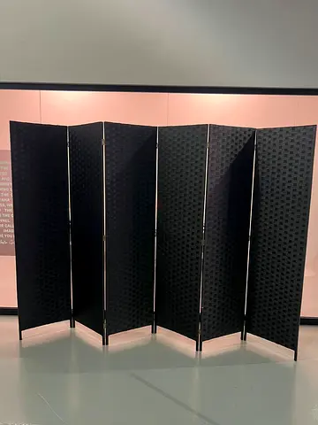 Available high quality partition like new 20 available
