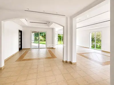 HUGE PLOT | 4BHK+ MAID'S | PRIME LOCATION