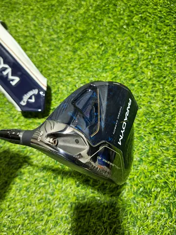 Callaway Paradym Driver 9.0 in Stiff Flex incl. Headcover