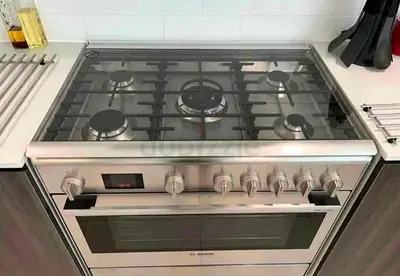 Bosch 5-Burner Gas Range with Oven - Stainless Steel