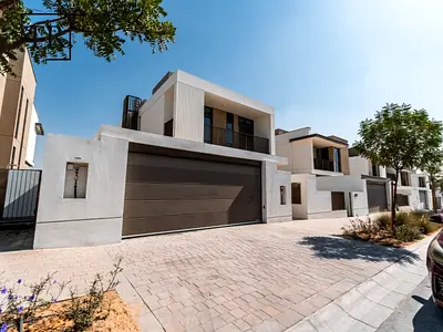 Single Row, Middle | Community View | Maid Ensuite