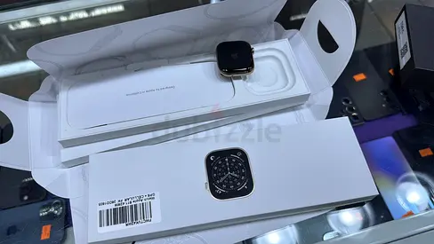 Apple Watch Series (boxed) - Good condition