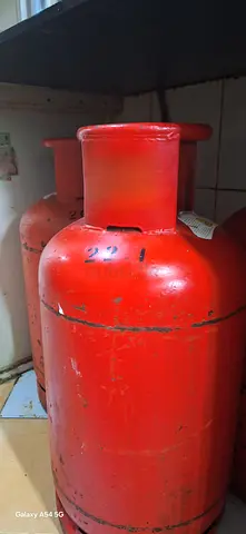 New LPG Red Gas Cylinder with gas 22kg