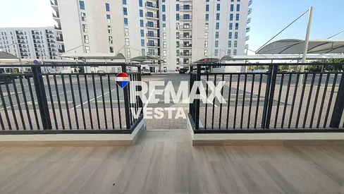 Elegant Apartment | Great Amenities | Ready to Move