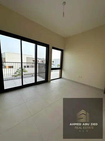 موقع مميز _ اطلاله مفتوحه _ سكن راقى _ امن 24 _ اسعار مناسبه
