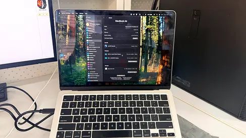 Apple MacBook Air 13-inch (Used) - Good Condition