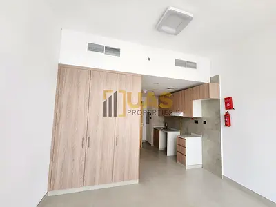 Eid offers lavish brand new studio with 20 days free parking free