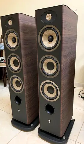 Focal Aria 926 Floor Stand Speakers