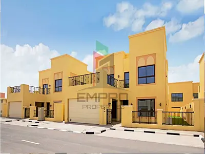 Stunning 4BR Villa / ready to move | land scape...