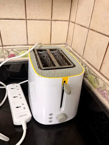 Compact 2-Slice Toaster - Good Working Condition