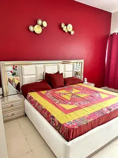 LUXURIOUS PRIVATE BEDROOM WITH ATTACHED BATHROOM
