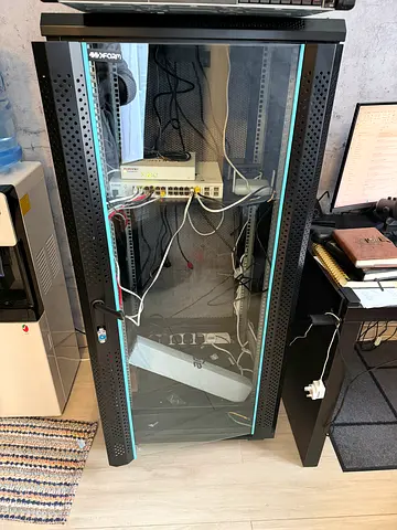 Server Rack 27u